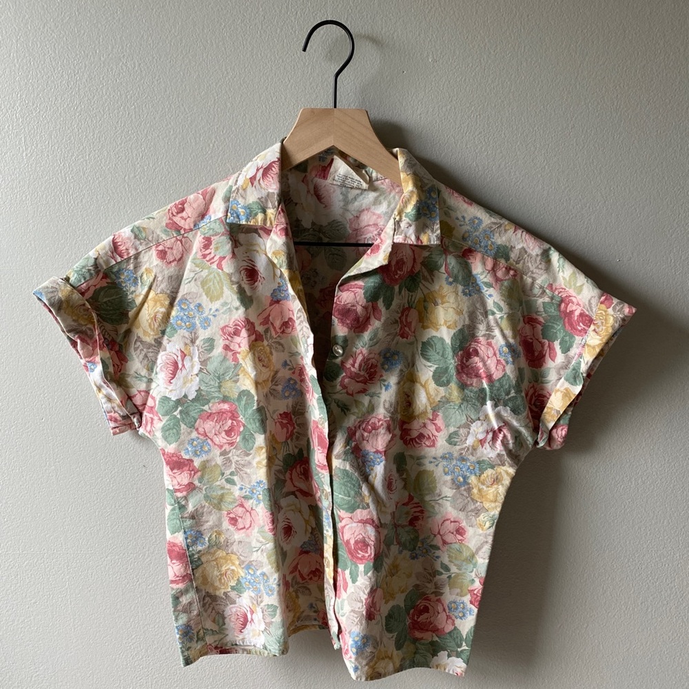 Vintage button down floral blouse Made in USA California
